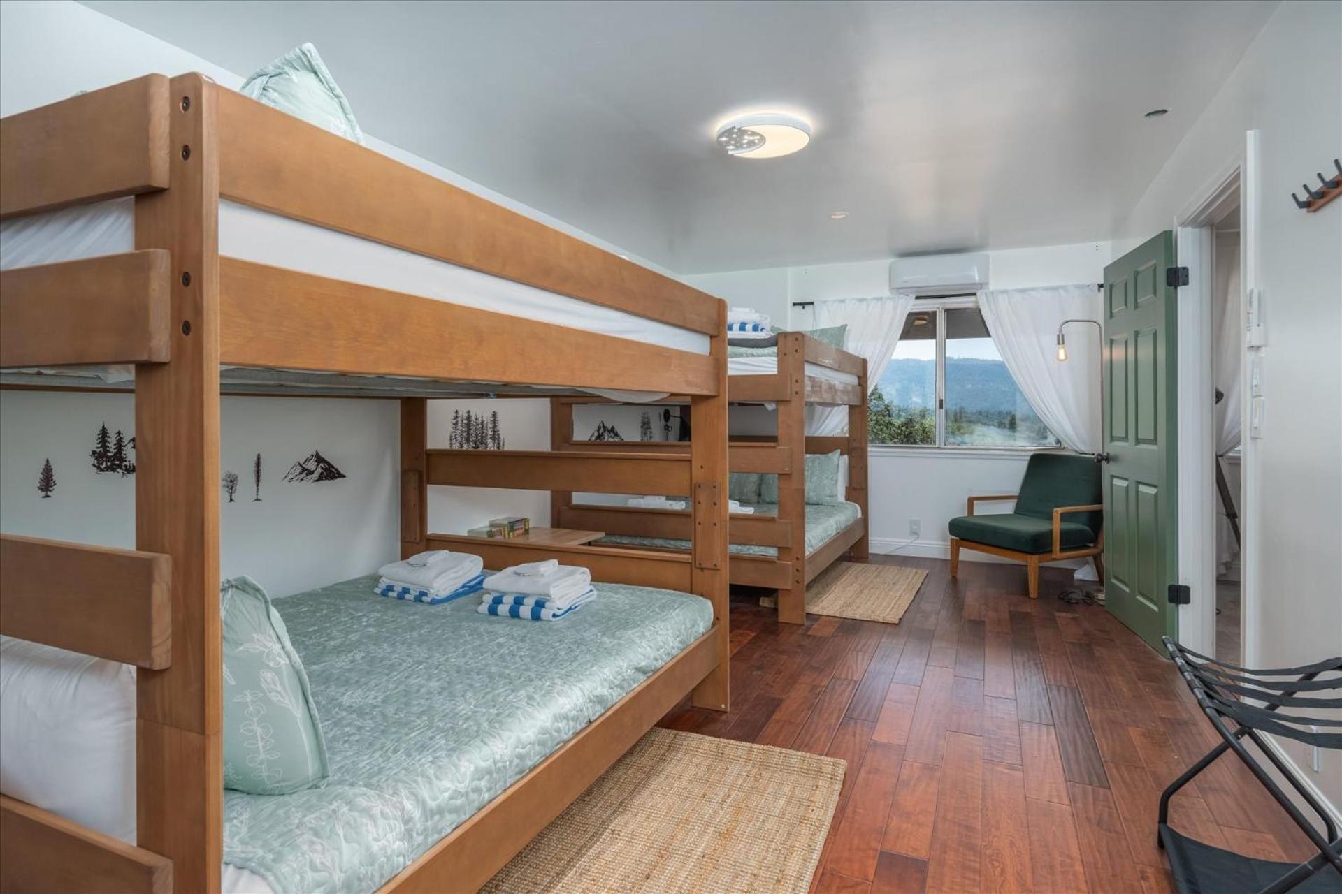 Yosemite Lookout Lodge W/ Hot Tub, Firepits, Game Room, And More Oakhurst Exterior foto
