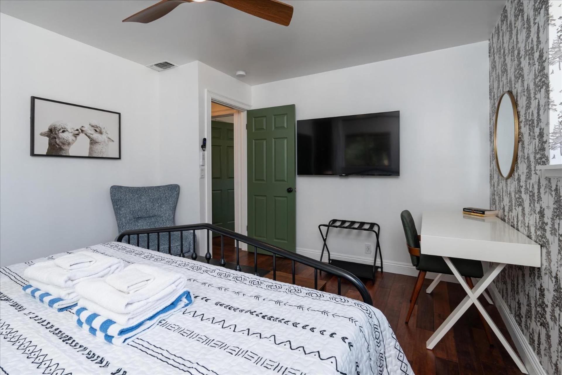 Yosemite Lookout Lodge W/ Hot Tub, Firepits, Game Room, And More Oakhurst Exterior foto