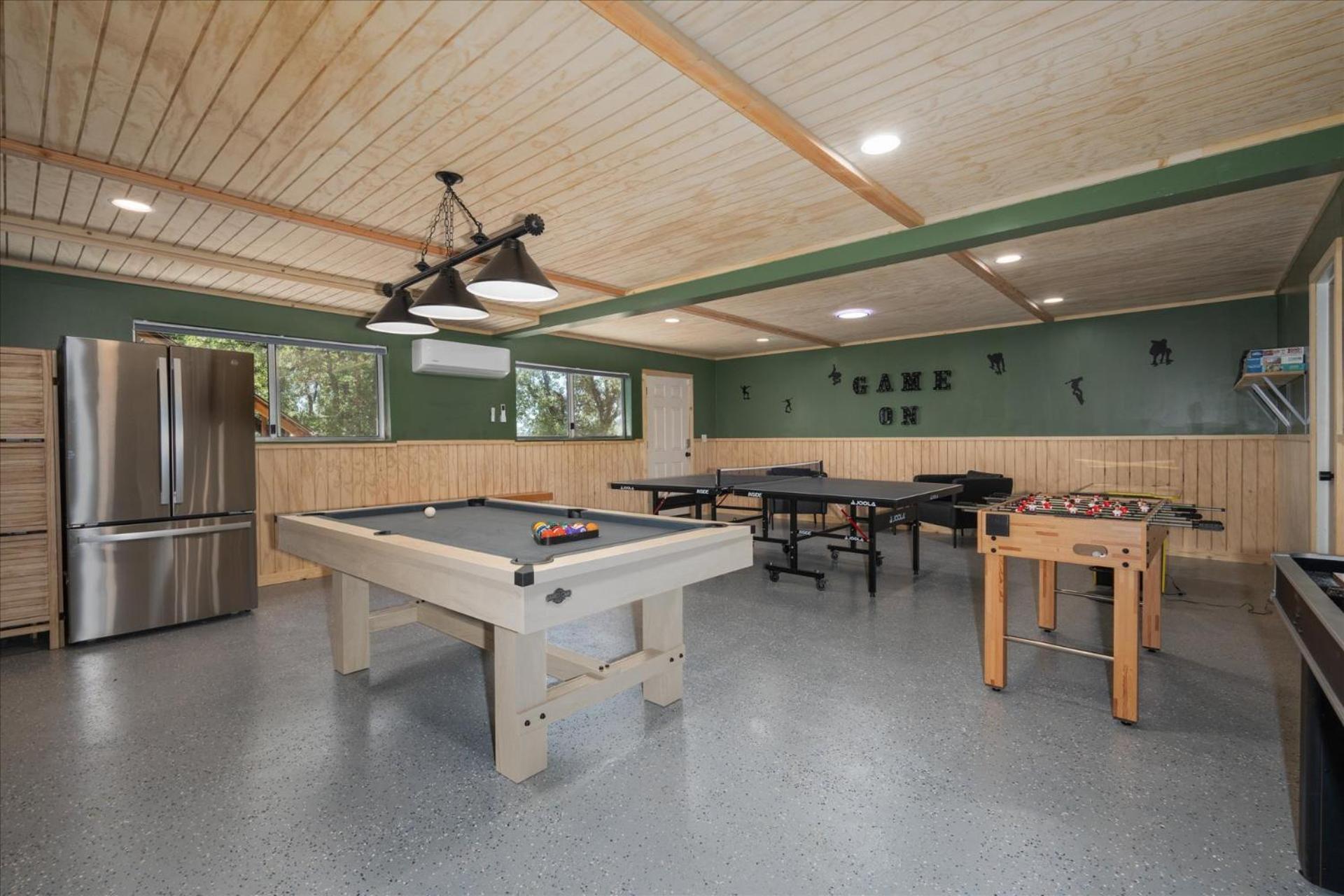 Yosemite Lookout Lodge W/ Hot Tub, Firepits, Game Room, And More Oakhurst Exterior foto