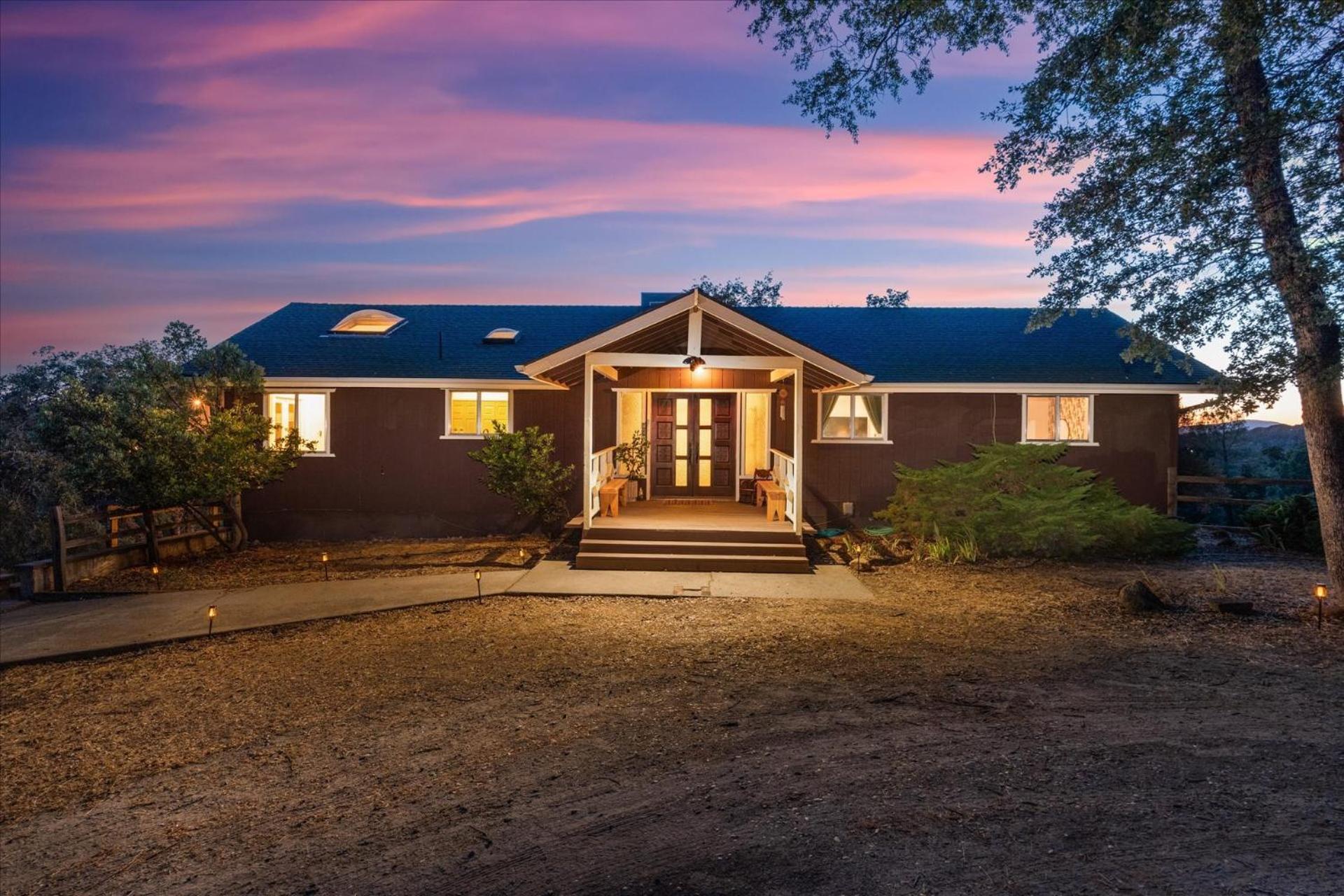 Yosemite Lookout Lodge W/ Hot Tub, Firepits, Game Room, And More Oakhurst Exterior foto
