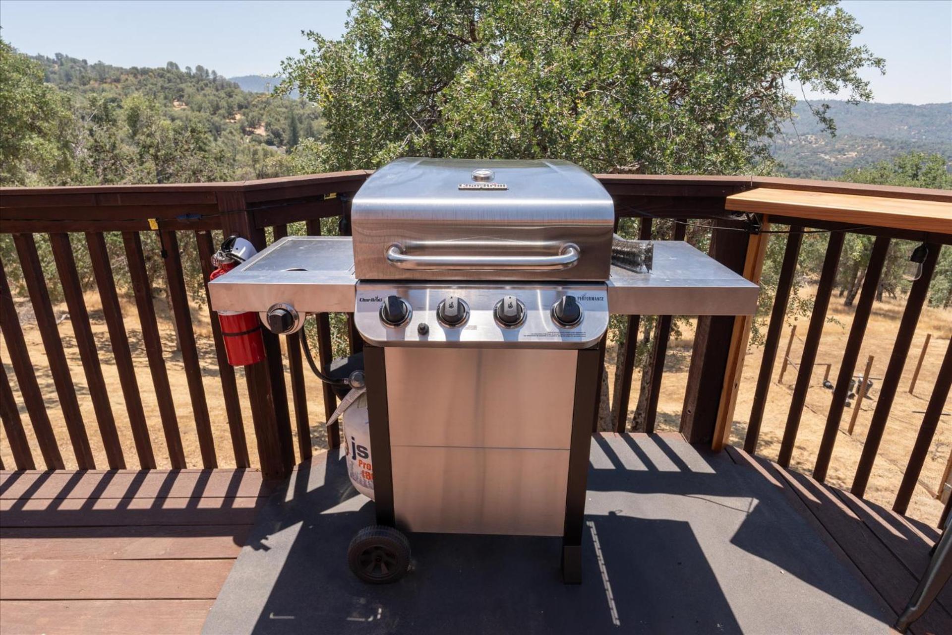Yosemite Lookout Lodge W/ Hot Tub, Firepits, Game Room, And More Oakhurst Exterior foto