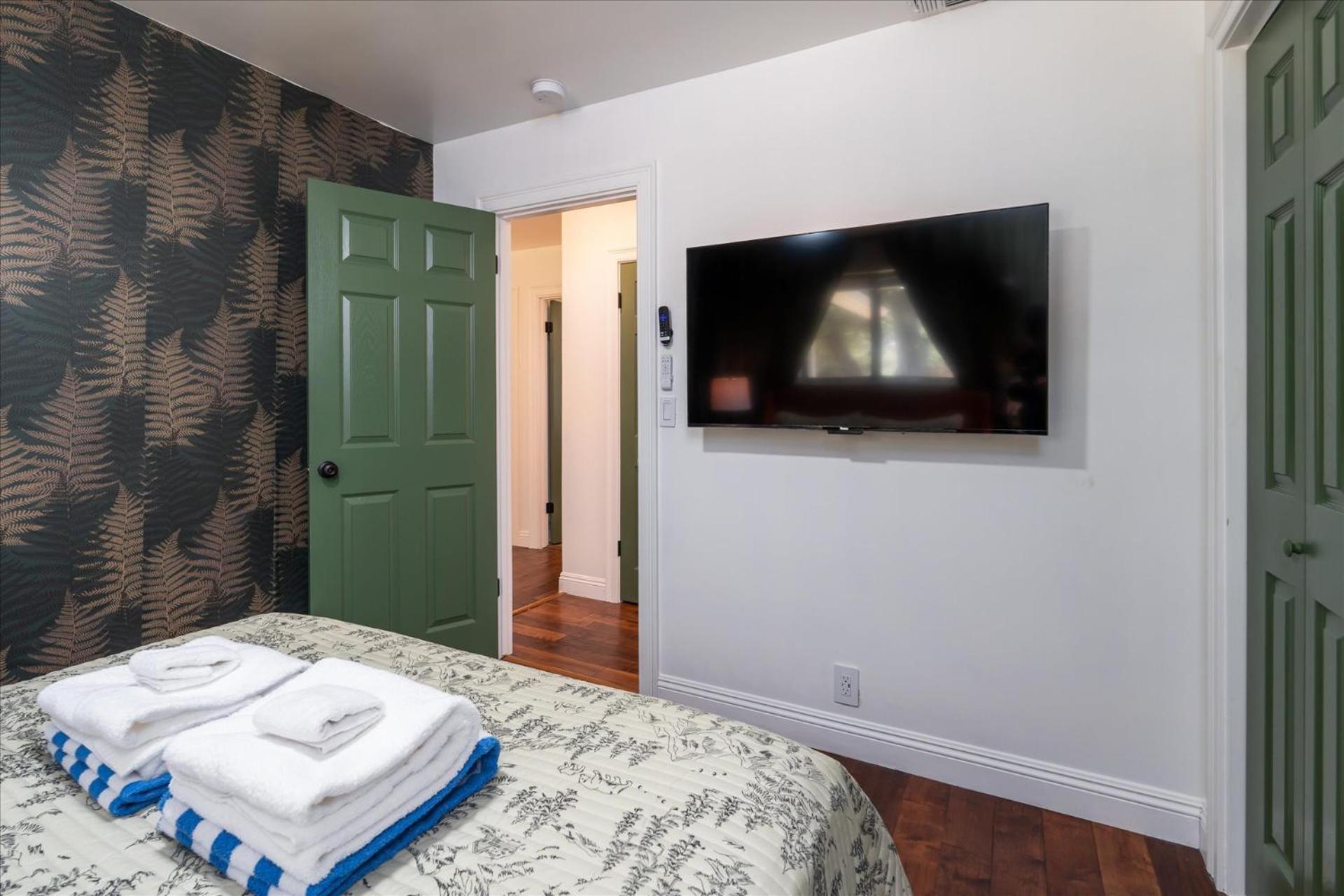 Yosemite Lookout Lodge W/ Hot Tub, Firepits, Game Room, And More Oakhurst Exterior foto