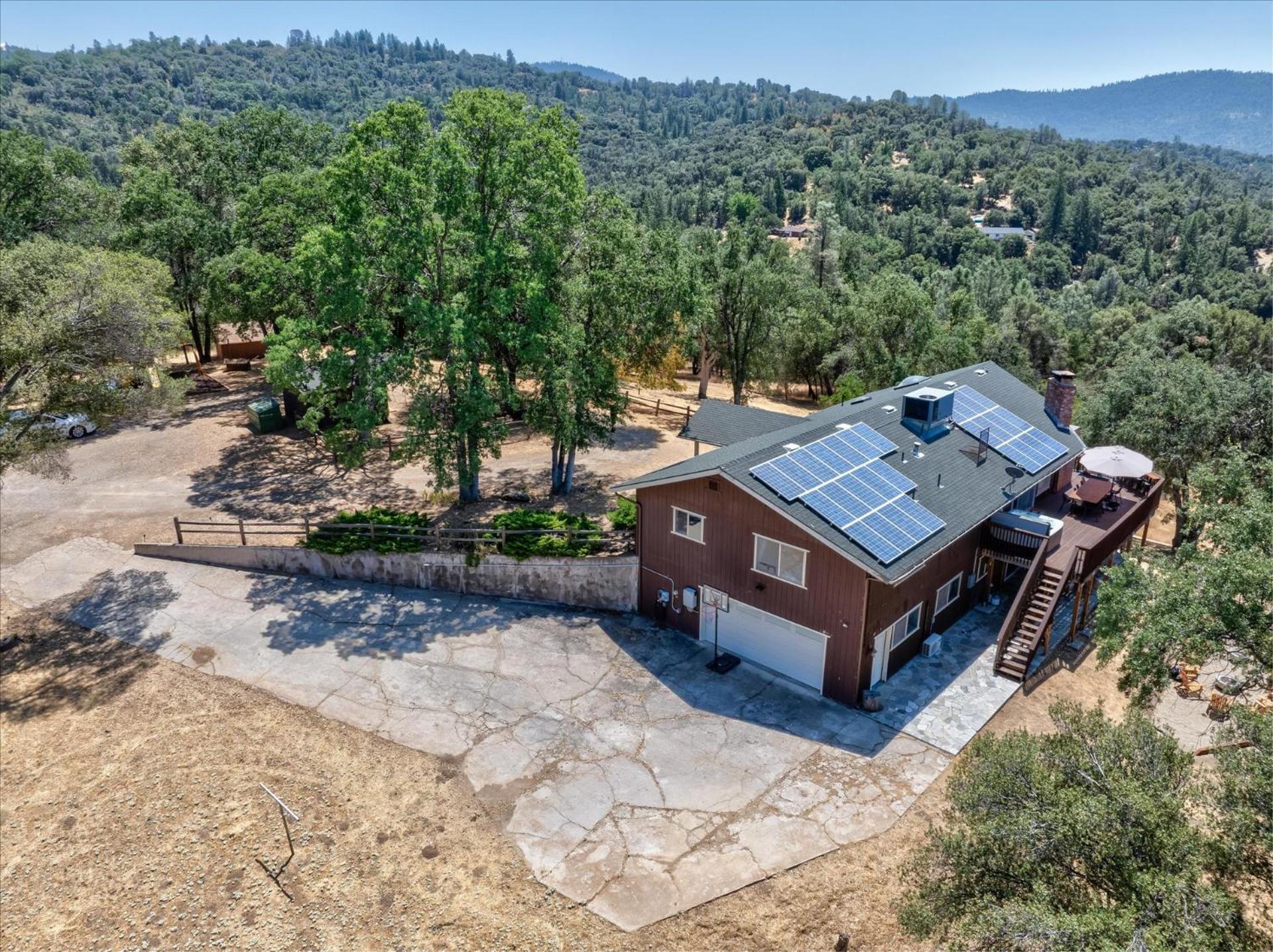 Yosemite Lookout Lodge W/ Hot Tub, Firepits, Game Room, And More Oakhurst Exterior foto